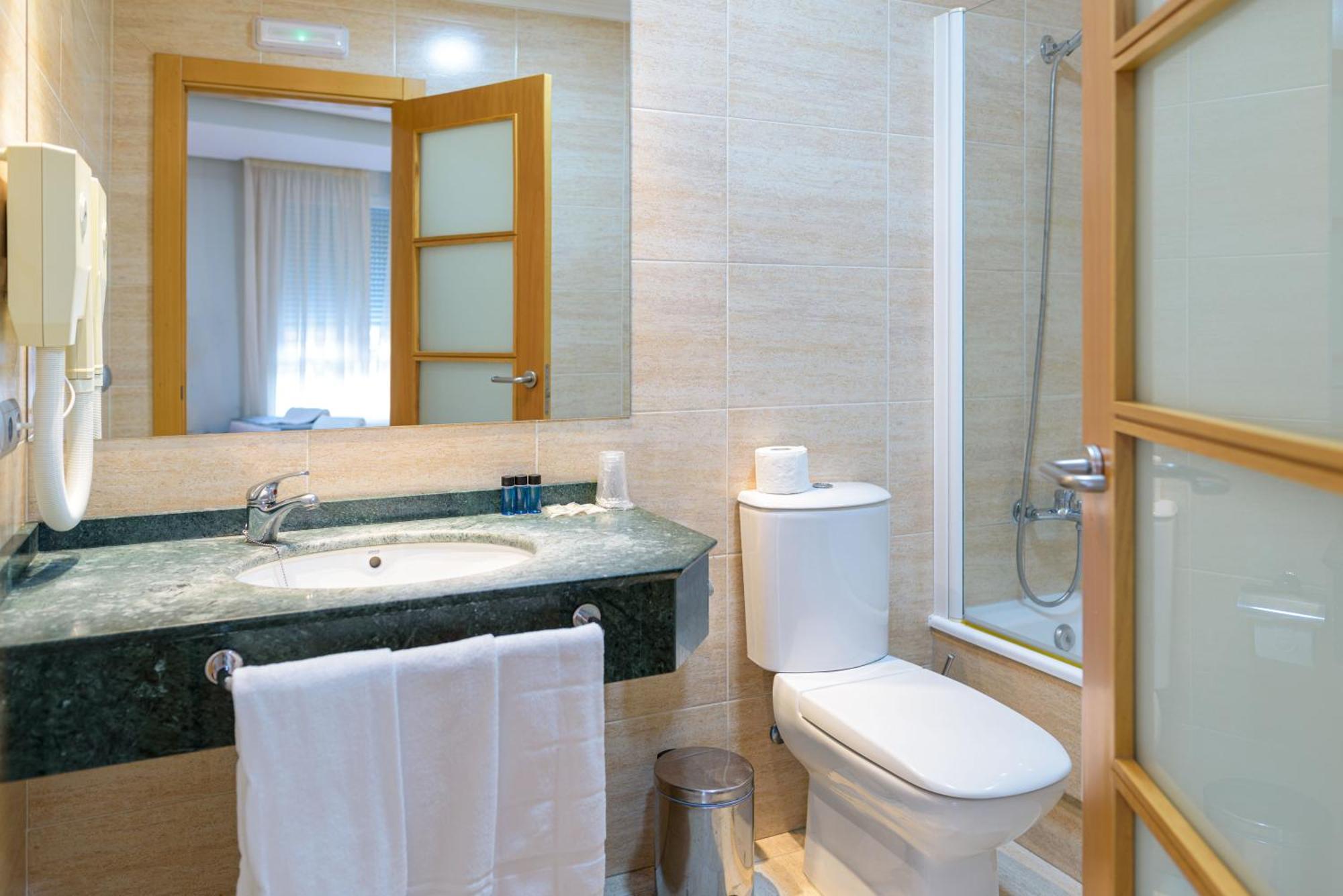 Hotel Alda Xinzo Xinzo de Limia Dış mekan fotoğraf