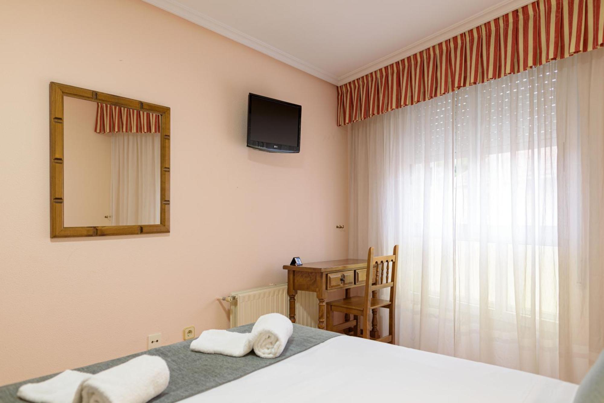 Hotel Alda Xinzo Xinzo de Limia Dış mekan fotoğraf