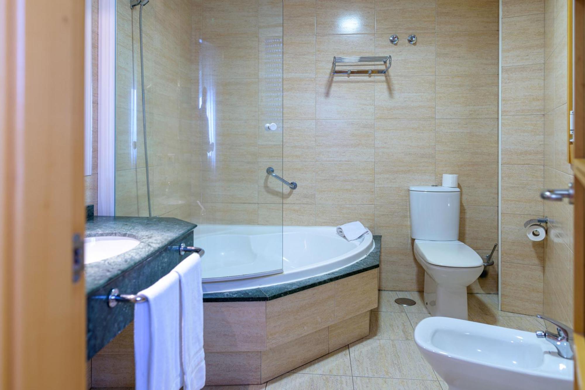 Hotel Alda Xinzo Xinzo de Limia Dış mekan fotoğraf